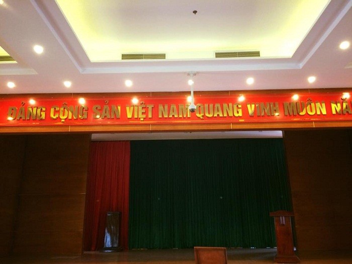 chu-noi-inox,-mica-den-led-4