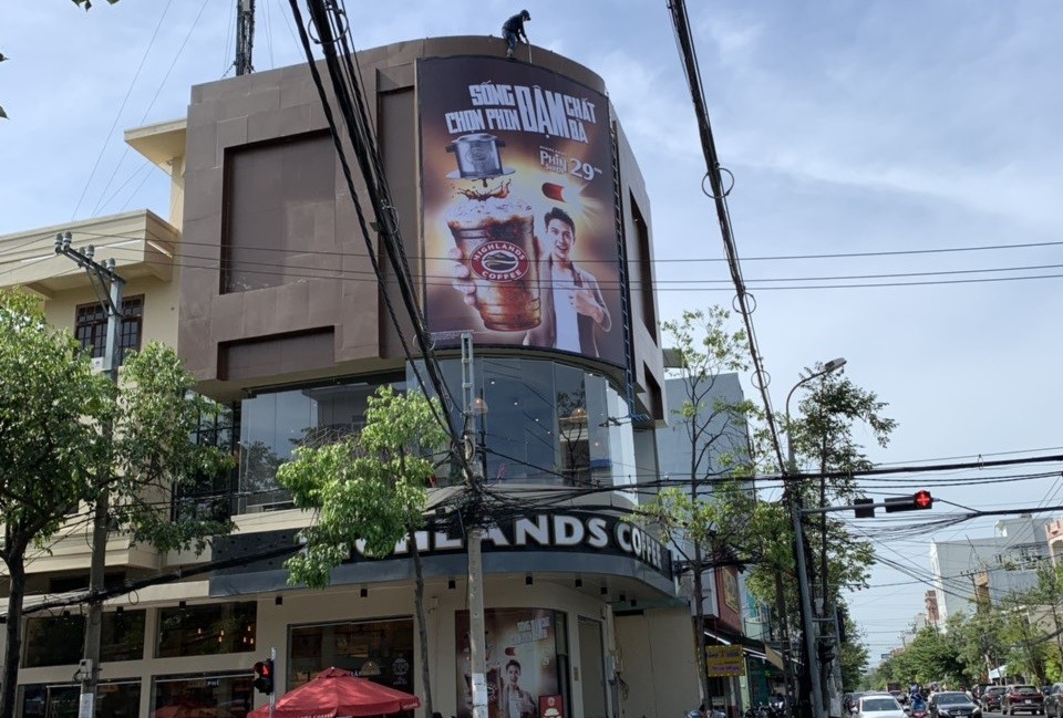 thi-cong-alu-da-nang