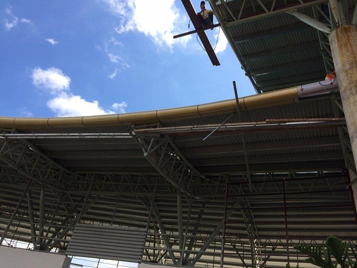 thi-cong-mat-dung-alu-11